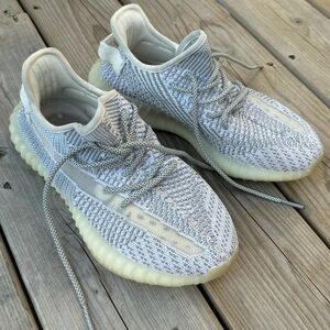 Adidas Yeezy Boost 350 V2 Size 7